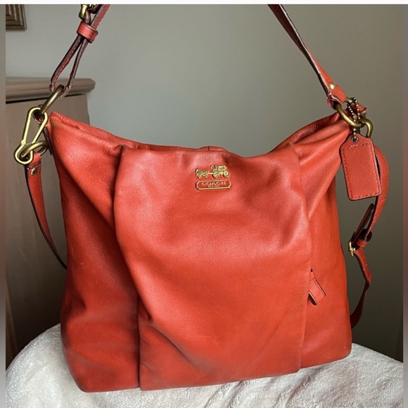 Authentic Coach Orange Satchel with Gold Hardware - Picture 7 of 14